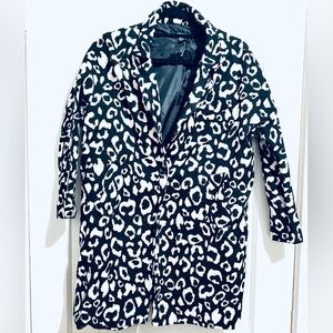 Forever 21 Black and White Animal Print Trench Coat Size M Used Item